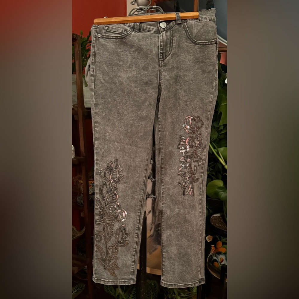 DG2 Diane Gilman Gray denim jeans